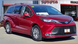 2023 Toyota Sienna XLE