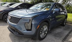 2024 Cadillac XT4 Premium Luxury