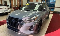 2022 Nissan Kicks SR