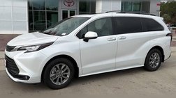 2025 Toyota Sienna XLE