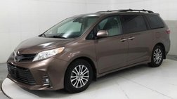 2020 Toyota Sienna XLE 7-Passenger Auto Access Seat