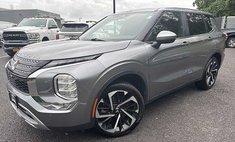 2022 Mitsubishi Outlander SE