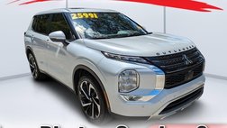 2023 Mitsubishi Outlander SE