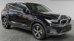 2023 Volvo XC40 B5 Core
