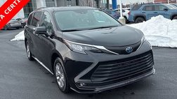 2025 Toyota Sienna XLE