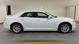 2019 Chrysler 300 Touring L