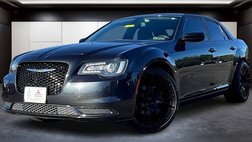 2019 Chrysler 300 Touring