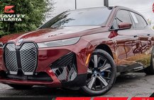 2025 BMW iX xDrive50