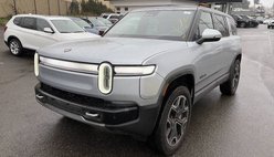 2025 Rivian R1S Adventure