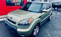 2011 Kia Soul +