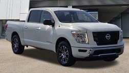 2021 Nissan Titan SV