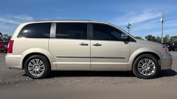 2015 Chrysler Town and Country Touring-L