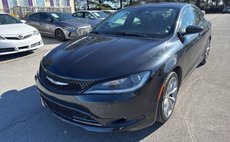 2016 Chrysler 200 S