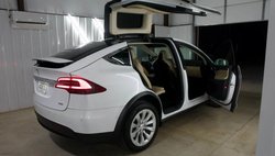 2016 Tesla Model X 75D