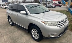 2011 Toyota Highlander SE