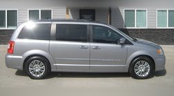 2016 Chrysler Town and Country Touring-L Anniversary Edition