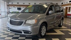 2016 Chrysler Town and Country Touring