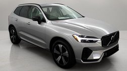 2025 Volvo XC60 T8 Core Dark Theme