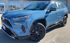 2022 Toyota RAV4 Hybrid SE