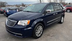 2015 Chrysler Town and Country Touring-L