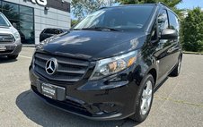 2017 Mercedes-Benz Metris Base
