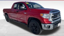 2017 Toyota Tundra SR5