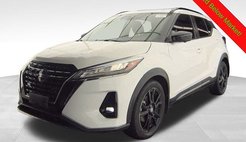 2021 Nissan Kicks SR