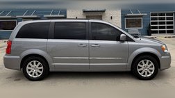 2016 Chrysler Town and Country Touring
