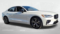 2024 Volvo S60 B5 Core Dark Theme