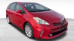 2014 Toyota Prius v Five