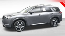 2025 Nissan Pathfinder Platinum