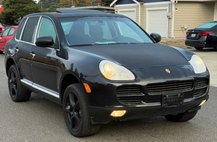 2004 Porsche Cayenne Tiptronic