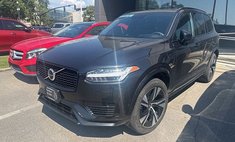2022 Volvo XC90 Recharge T8 R-Design