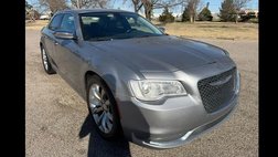 2016 Chrysler 300 Limited