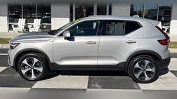 2024 Volvo XC40 B5 Plus Bright Theme