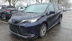 2023 Toyota Sienna XLE 7-Passenger