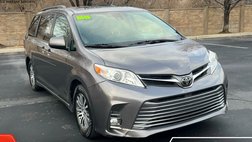 2019 Toyota Sienna XLE