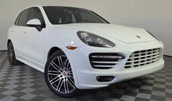 2014 Porsche Cayenne GTS