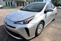 2019 Toyota Prius L Eco