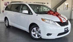 2014 Toyota Sienna LE