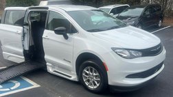 2024 Chrysler Voyager LX