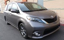 2015 Toyota Sienna SE 8-Passenger