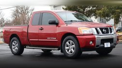 2013 Nissan Titan SV