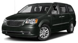 2016 Chrysler Town and Country Limited Platinum
