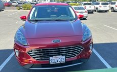 2022 Ford Escape Plug-In Hybrid Titanium