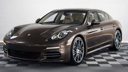 2015 Porsche Panamera 4