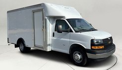 2022 Chevrolet Express 3500