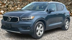 2022 Volvo XC40 T5 Momentum