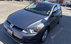 2017 Volkswagen Golf TSI S