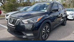 2020 Nissan Kicks SR